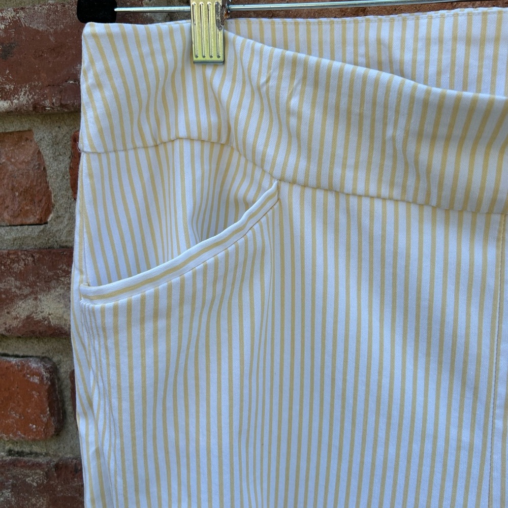 Chico’s Women's Yellow Striped Pull On Perfect Stretch Pants 2.5/14-16 - Picture 6 of 6